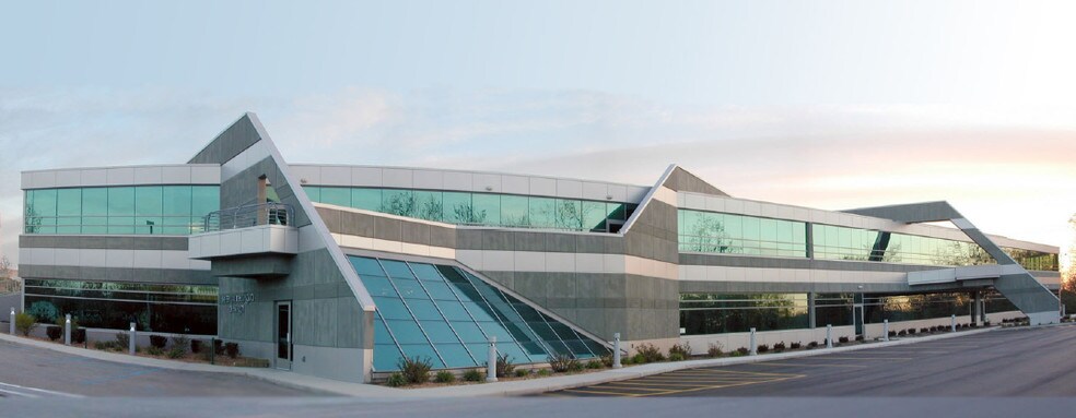 Primary Photo Of 550 3 Mile Rd NW, Grand Rapids Medical For Lease