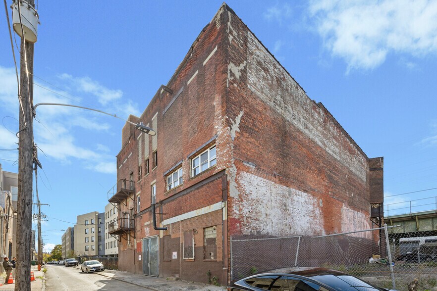 More Photos Of 967-973 N 9th St, Philadelphia Warehouse For Sale