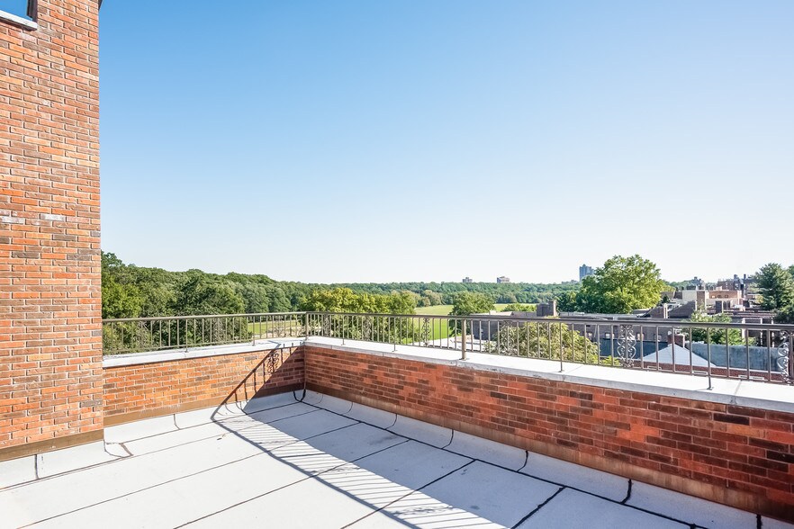 More Photos Of 211 W 252nd St, Bronx Apartments For Sale