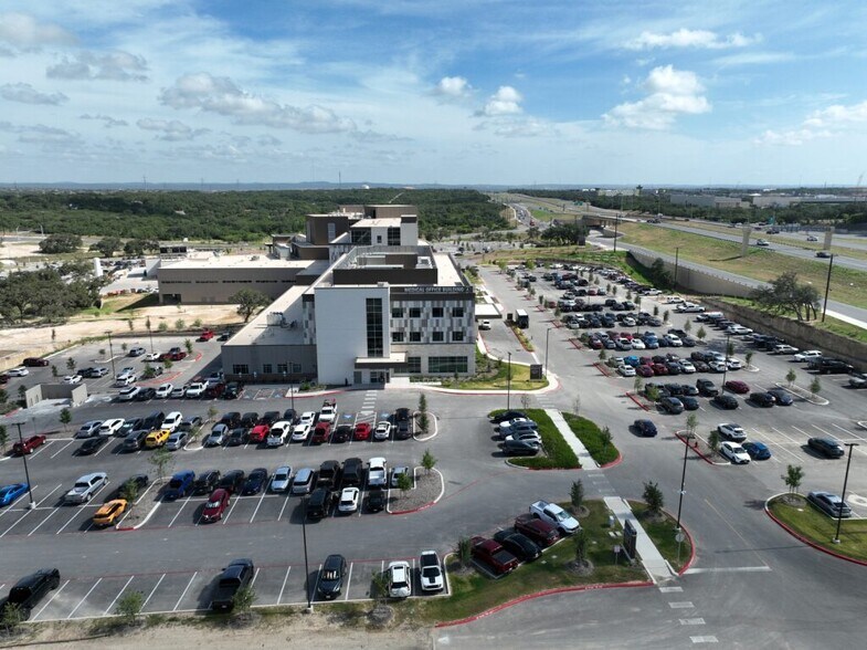 More Photos Of 3011 W Loop 1604 N, San Antonio Medical For Lease