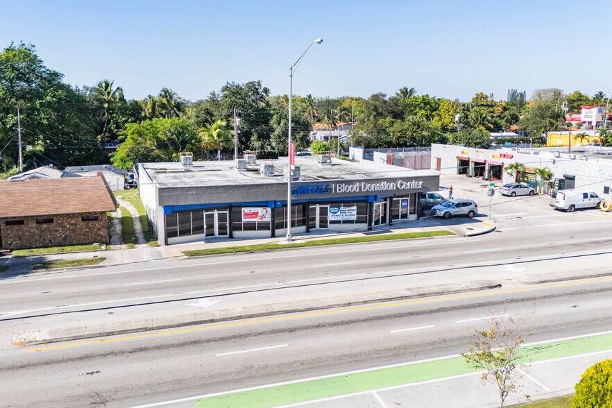 Primary Photo Of 10190-10192 NW 7th Ave, Miami Storefront For Lease