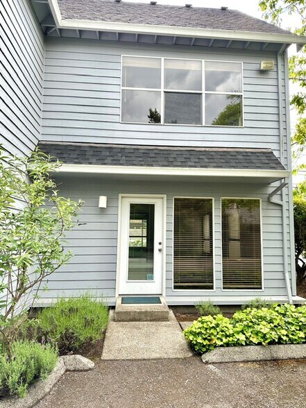 More Photos Of 8235 SW Oleson Rd, Portland Office Residential For Sale