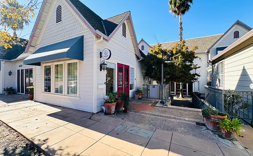 More Photos Of 43417-43423 Mission Blvd, Fremont Freestanding For Sale
