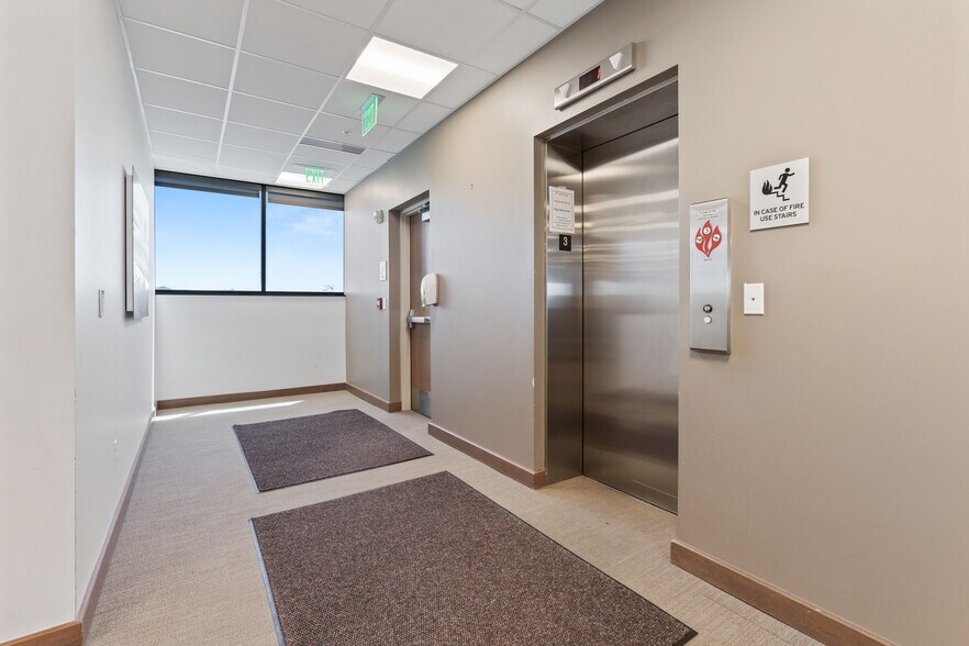 More Photos Of 1403-1405 W 2200 S, Salt Lake City Office For Lease