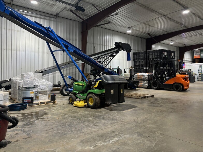 More Photos Of 6220 E Highway 2, Minot Service For Lease