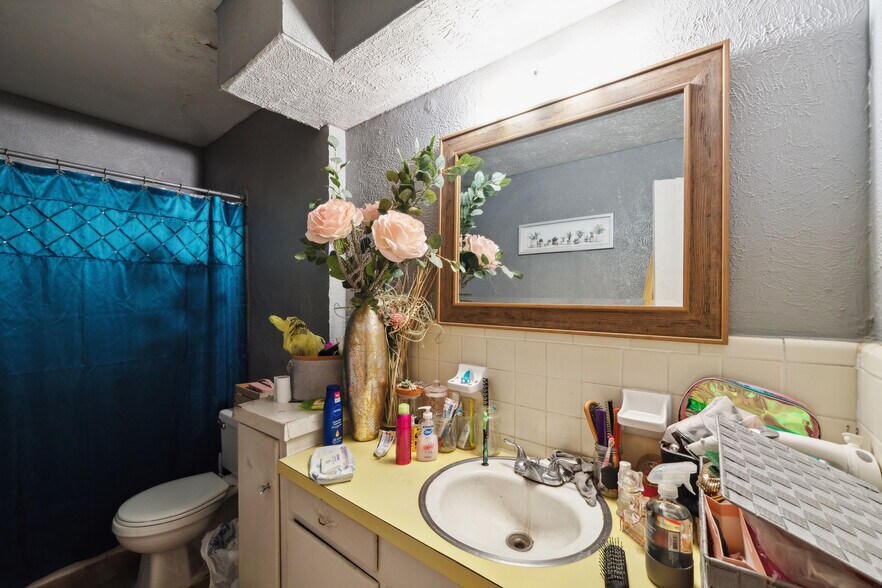 More Photos Of 2621-2625 Webb Chapel Ext, Dallas Apartments For Sale