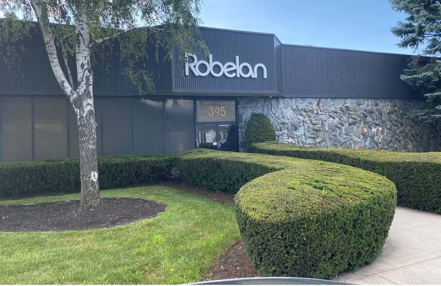 Primary Photo Of 395 Westbury Blvd, Hempstead Warehouse For Lease