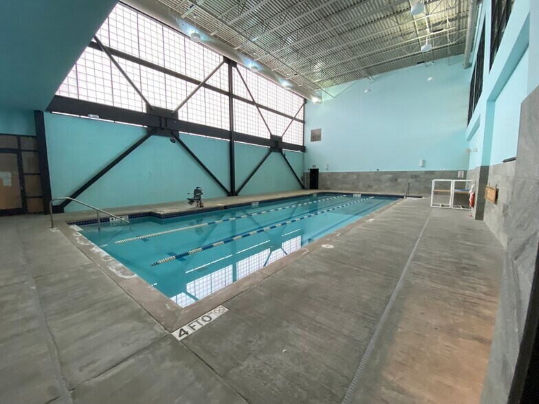 More Photos Of 3474 Sawmill Dr, Powell Health Club For Sale