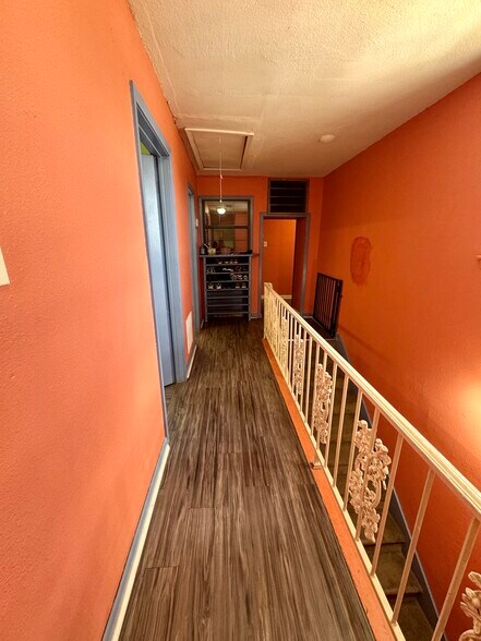 More Photos Of 990 Avenue K, Marrero Hotel For Sale