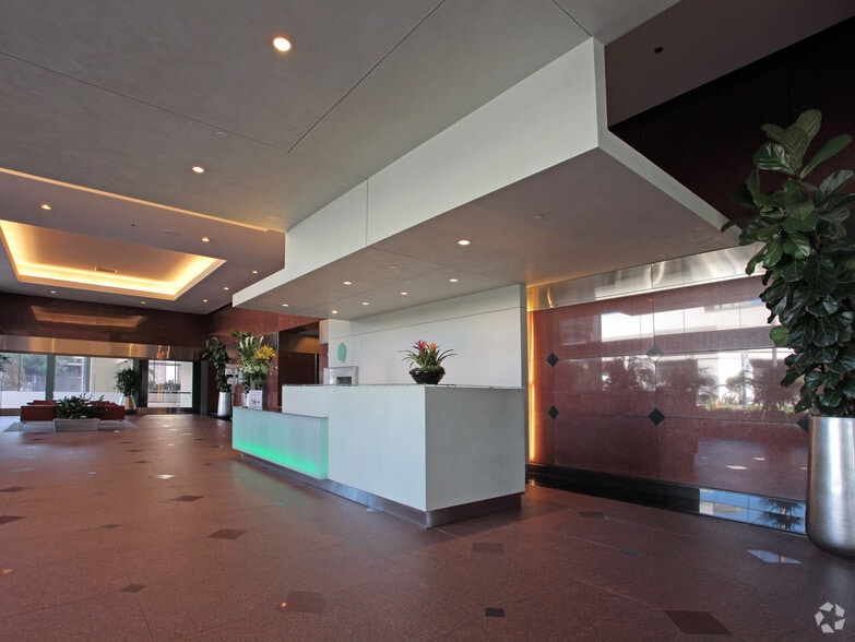 More Photos Of 301 E Ocean Blvd, Long Beach Office For Sale