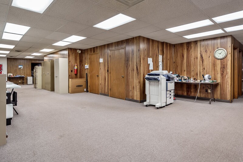 More Photos Of 13647 Metric Rd, Roscoe Industrial For Lease