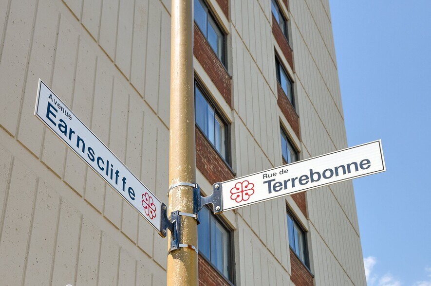 More Photos Of 5425-5455 Rue De Terrebonne, Montréal Apartments For Lease