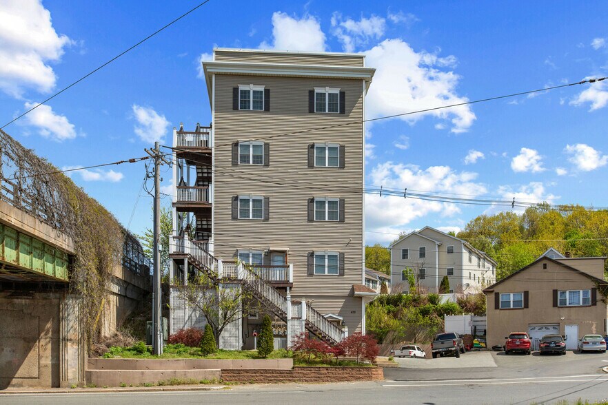 More Photos Of 473 Revere Beach Pky, Revere Apartments For Sale