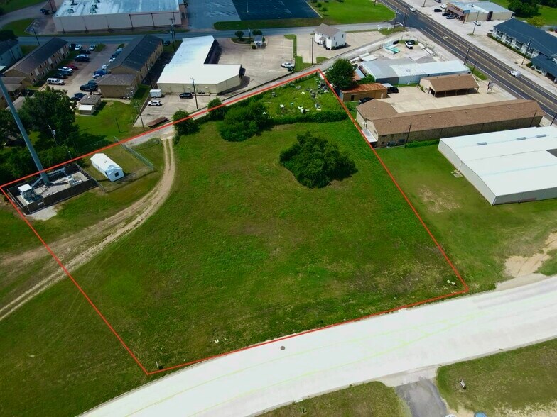 Primary Photo Of 2218 Chappell Hill St, Brenham Land For Sale
