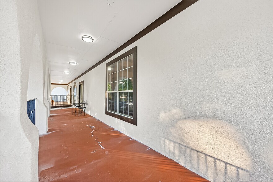 More Photos Of 21832 Rayford Rd, Humble Office For Sale