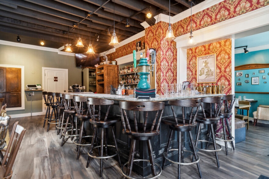 More Photos Of 3749 Midvale Ave, Philadelphia Restaurant For Sale