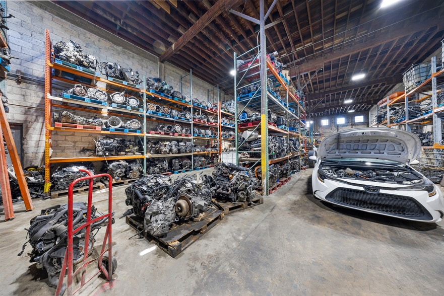 More Photos Of 2540-2600 Ali Baba Ave, Opa Locka Warehouse For Sale