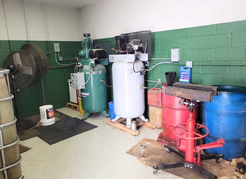 More Photos Of 20203 Farm to Market 529, Cypress Auto Repair For Sale