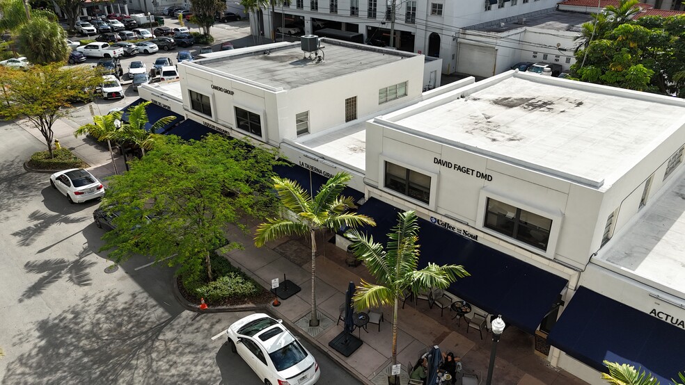 More Photos Of 246 Giralda Ave, Coral Gables Unknown For Lease
