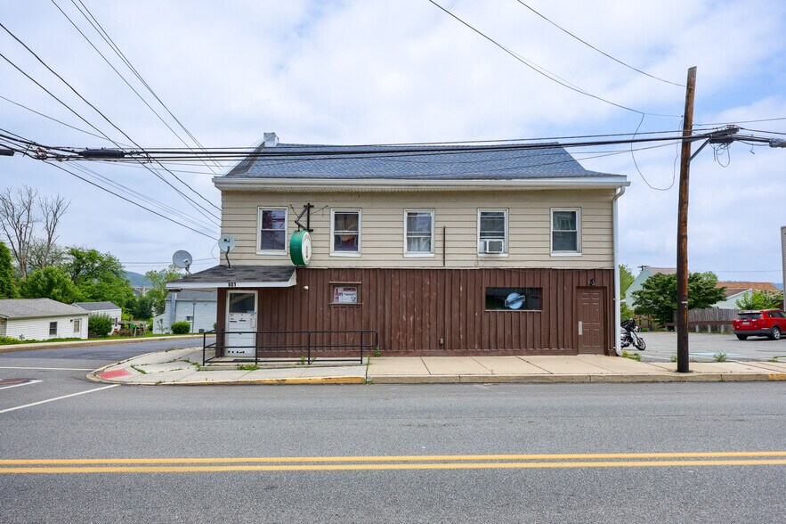 More Photos Of 601 S Front St, Wrightsville Specialty For Sale