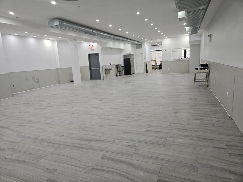 More Photos Of 1025 Pacific St, Brooklyn Loft Creative Space For Lease