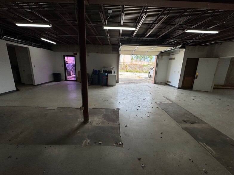 More Photos Of 4609 S Norfleet Rd, Independence Office For Sale