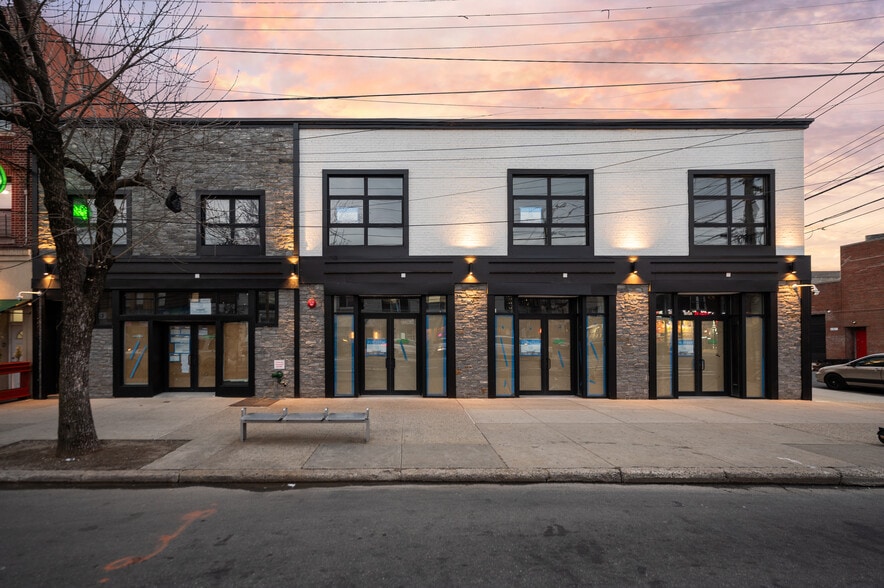 More Photos Of 972-978 Morris Park Ave, Bronx Office For Lease