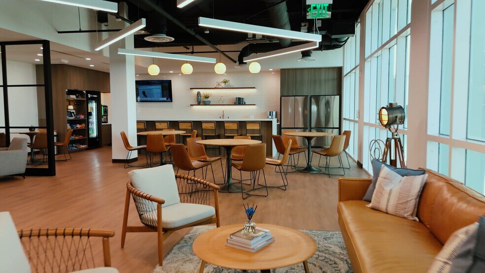 Primary Photo Of 8400 NW 33rd St, Doral Coworking Space