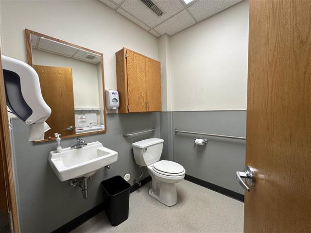 More Photos Of 1700 S 1st Ave, Iowa City General Retail For Sale