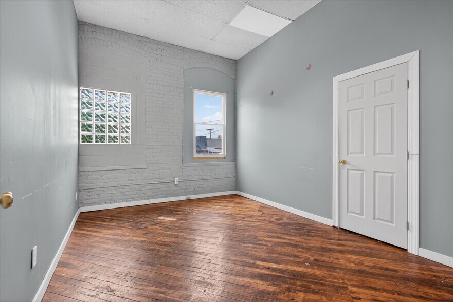 More Photos Of 22 N State St, York Multifamily For Sale