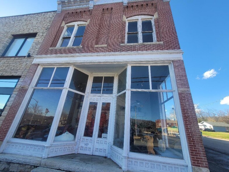 More Photos Of 103 S Main St, Galena Storefront Retail Residential For Sale