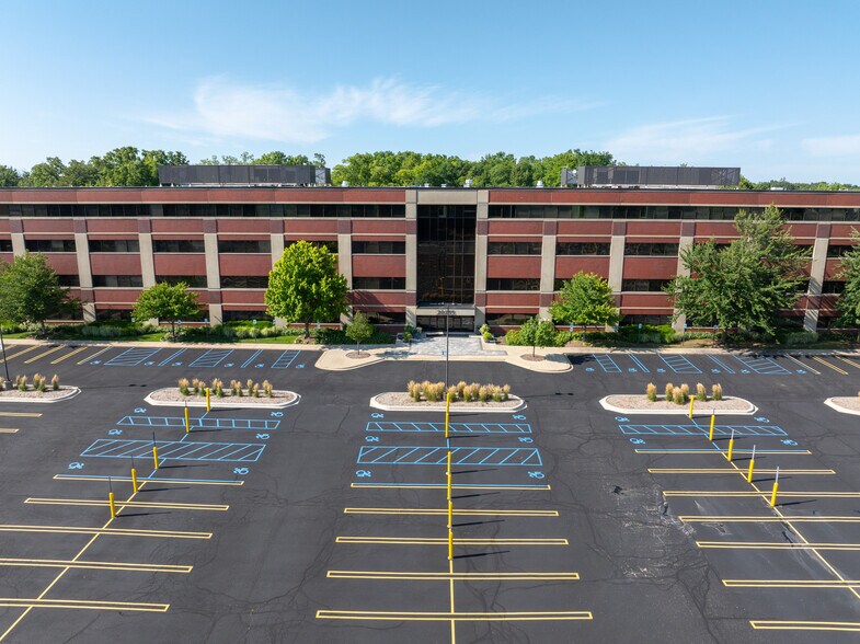 Primary Photo Of 20255 Victor Pky, Livonia Loft Creative Space For Lease