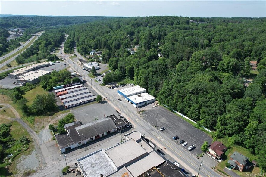 More Photos Of 144 Mill St, Liberty Auto Repair For Sale