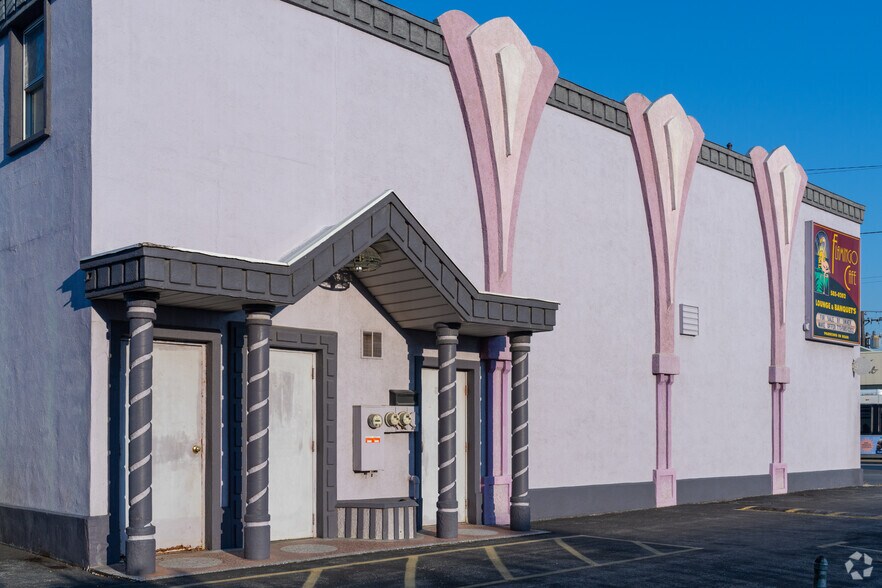 More Photos Of 6071 S Archer Ave, Chicago Restaurant For Sale