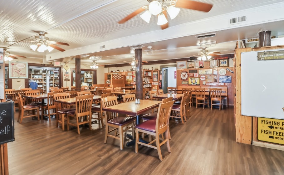 More Photos Of 8196 Florida 85, Laurel Hill Mixed Retail For Sale
