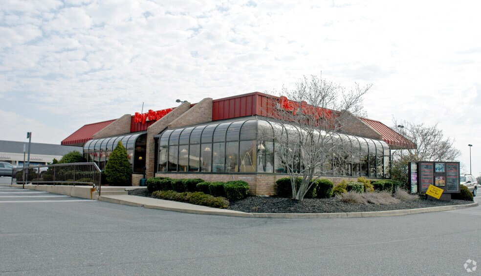 More Photos Of 1401-1447 Rock Spring Rd, Bel Air Unknown For Lease