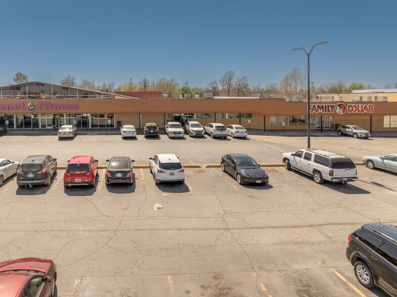 More Photos Of 2900-2962 SW 59th St, Oklahoma City Unknown For Lease