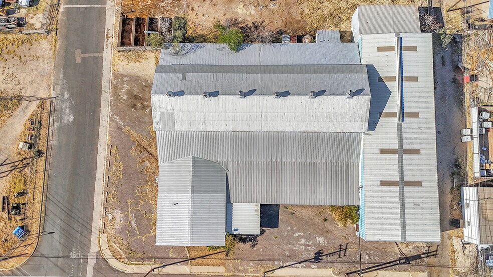 More Photos Of 501 Hillcrest Ave, Odessa Warehouse For Sale