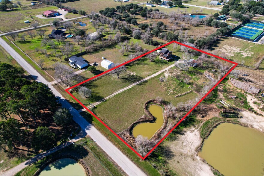 More Photos Of 6250 N Mallard Dr, Fulshear Land For Lease