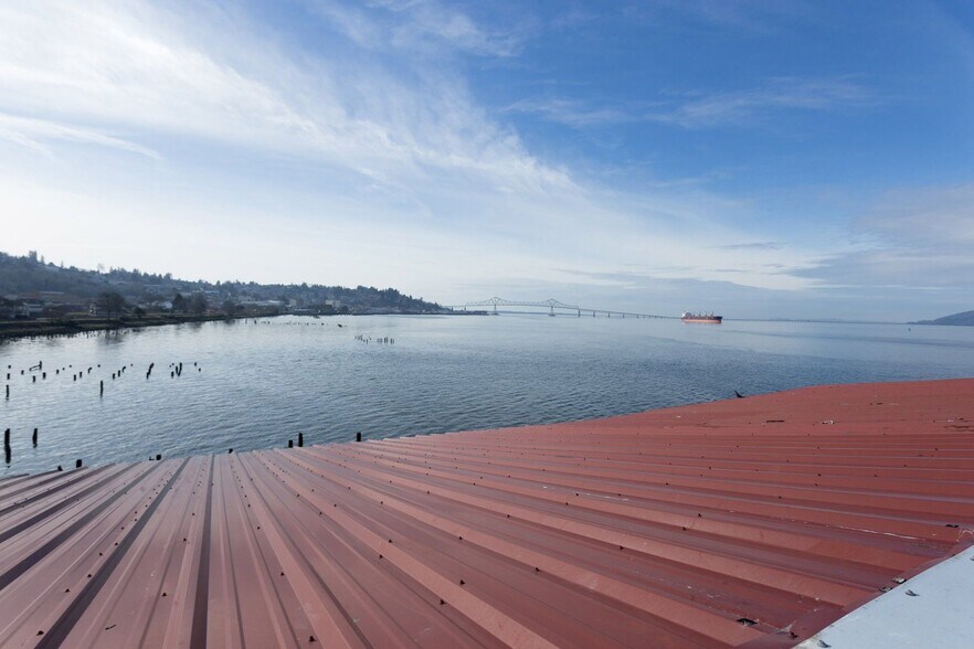More Photos Of 100 31st St, Astoria Warehouse For Sale