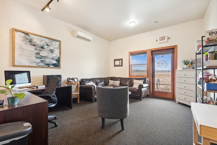 More Photos Of 191 Jewel Basin Ct, Bigfork Office For Sale