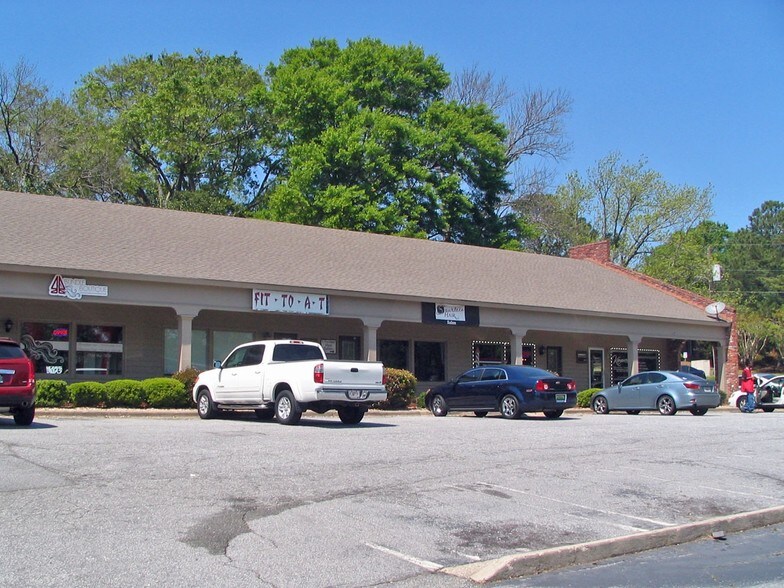 More Photos Of 3551 Macon Rd, Columbus Freestanding For Lease