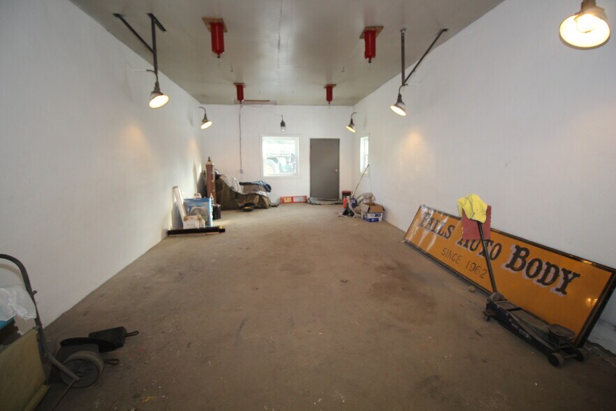 More Photos Of 27 Brooks Ave, Morrisville Service For Sale