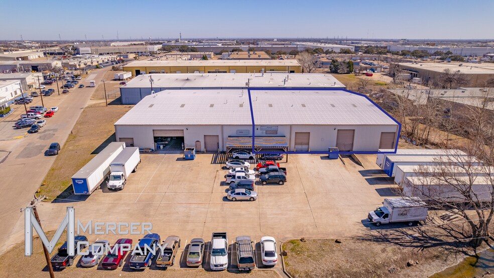 More Photos Of 3686-3690 S Miller Park Dr, Garland Distribution For Sale