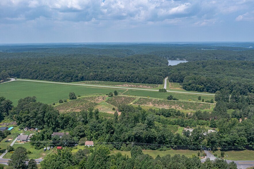 More Photos Of 3138 Jessie DuPont Memorial Hwy, Heathsville Winery Vineyard For Sale