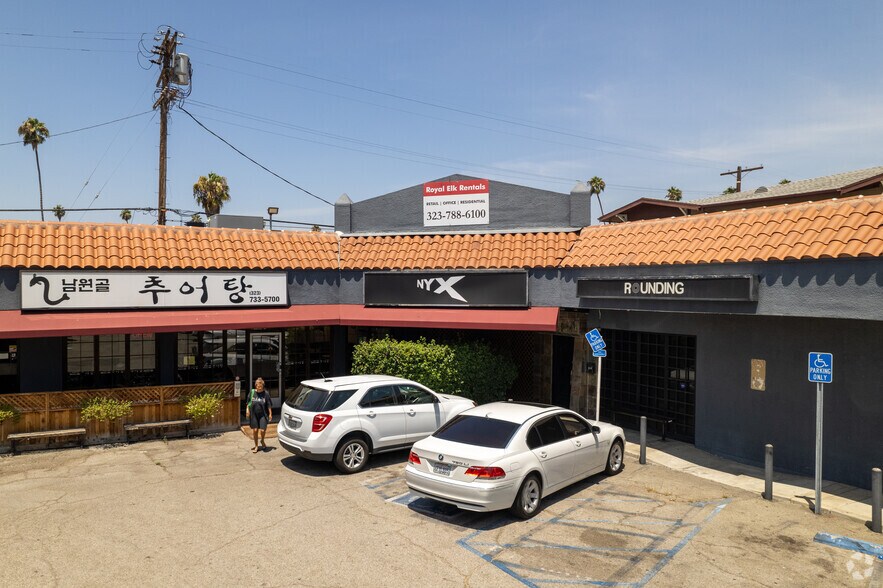 Primary Photo Of 3601-3607 W Pico Blvd, Los Angeles Bar For Sale