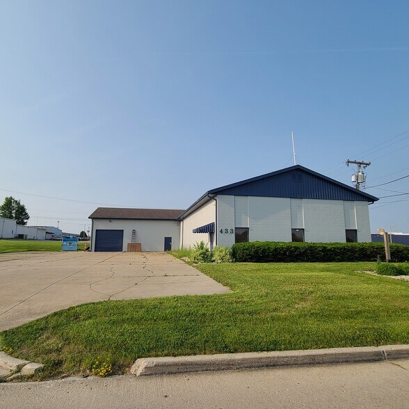 Primary Photo Of 433 Council Dr, Fort Wayne Flex For Lease