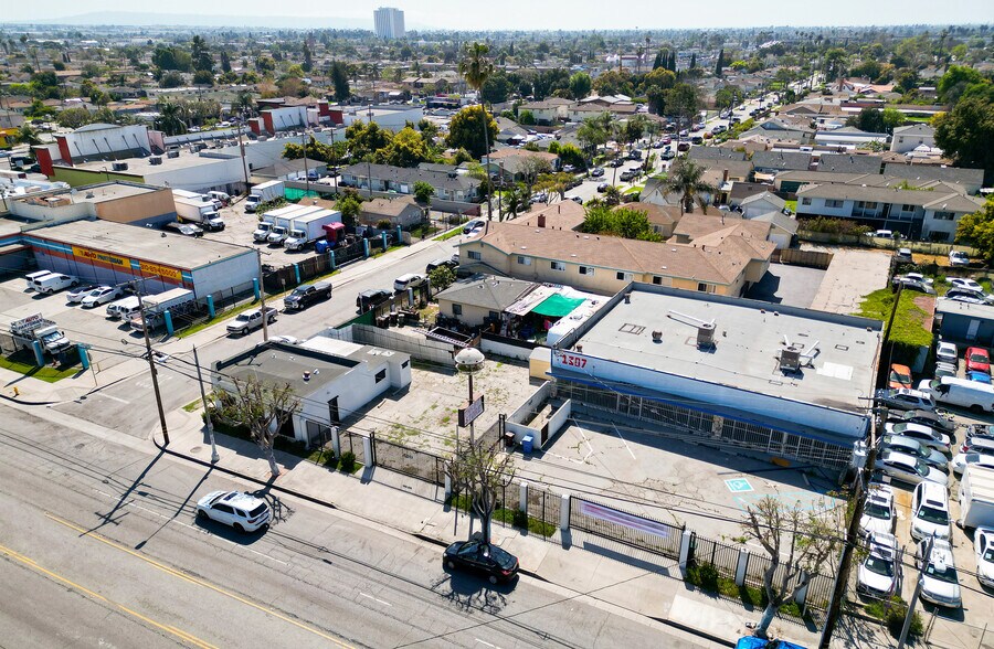 More Photos Of , Compton General Retail For Sale