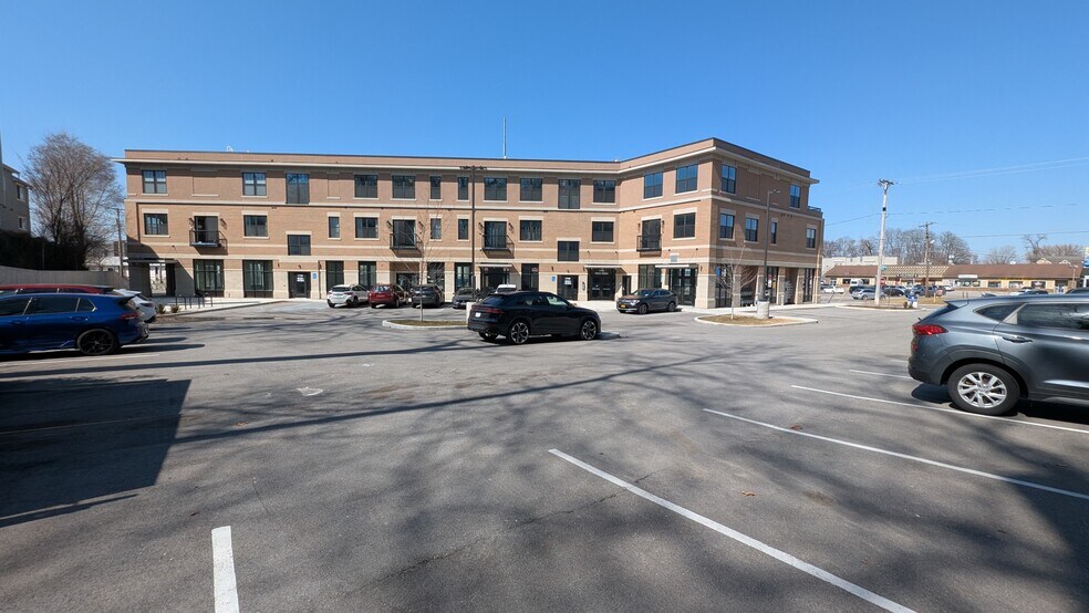 More Photos Of 1724 S South Bend Ave, South Bend Apartments For Lease