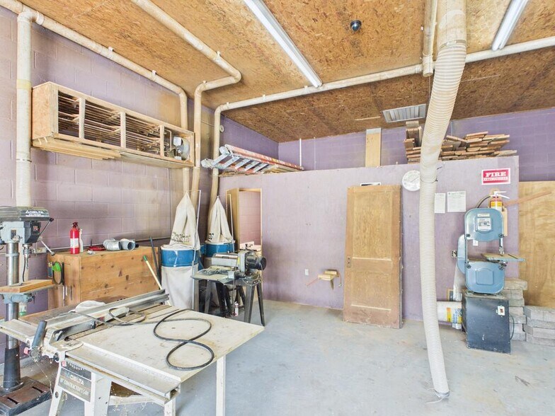 More Photos Of 175 3rd St, Louisa Storefront Retail Residential For Sale